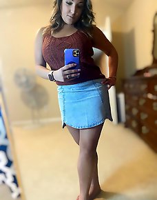 Amateur MILF Private Pics