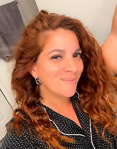 Amateur MILF Private Pics