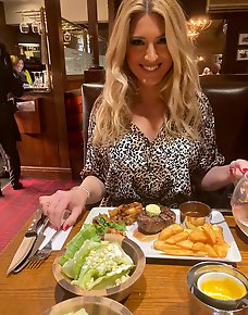 Amateur MILF Private Pics