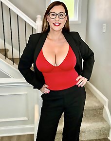Amateur MILF Private Pics