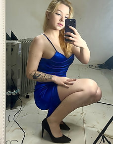 Amateur MILF Private Pics