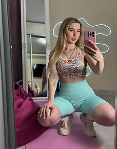 Amateur MILF Private Pics