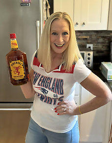 Amateur MILF Private Pics