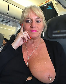 Amateur MILF Private Pics