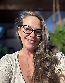 Amateur MILF Private Pics