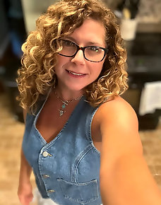 Amateur MILF Private Pics