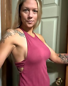 Amateur MILF Private Pics