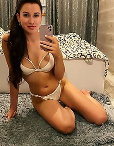 Amateur MILF Private Pics