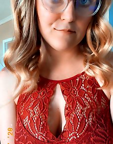 Amateur MILF Private Pics