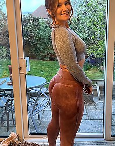 Amateur MILF Private Pics