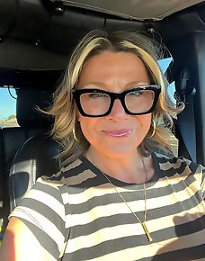 Amateur MILF Private Pics