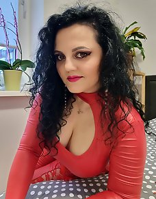Amateur MILF Private Pics