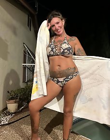 Amateur MILF Private Pics