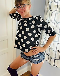 Amateur MILF Private Pics