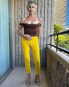 Amateur MILF Private Pics