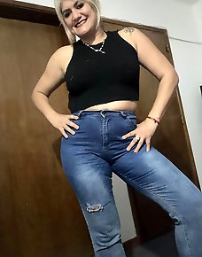 Amateur MILF Private Pics