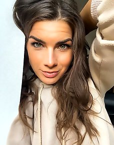 Amateur MILF Private Pics