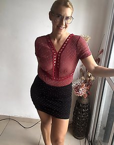 Amateur MILF Private Pics