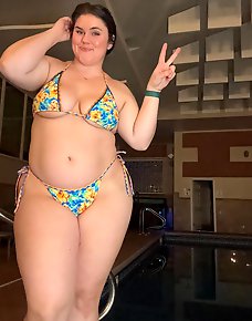 Amateur MILF Private Pics