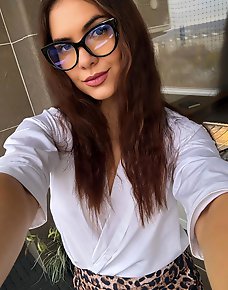 Amateur MILF Private Pics