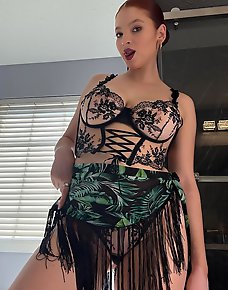 Amateur MILF Private Pics