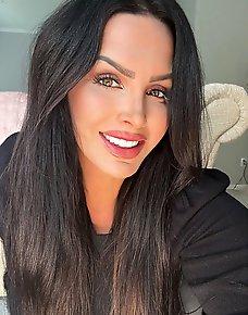 Amateur MILF Private Pics