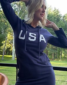 Amateur MILF Private Pics