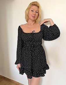 Amateur MILF Private Pics