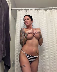 Amateur MILF Private Pics