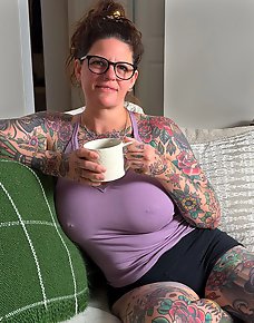 Amateur MILF Private Pics
